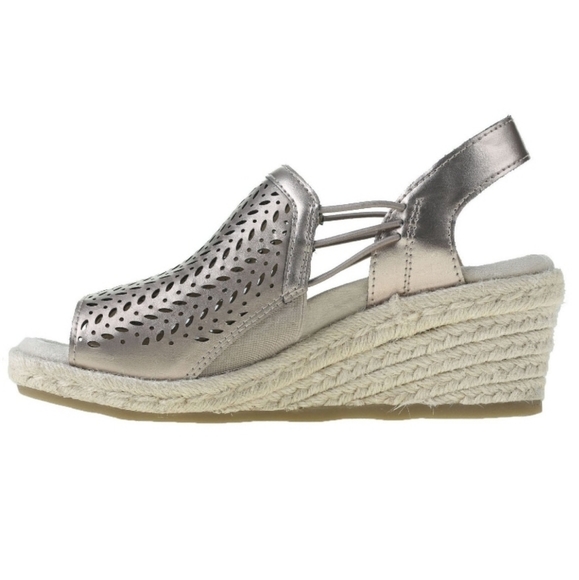 Earth Spirit Womens Metallic Wedge Sandals - Picture 4 of 5